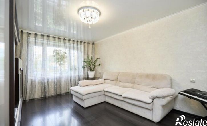 3-комн квартира Ульяновск, проспект Ленинского Комсомола, 18
